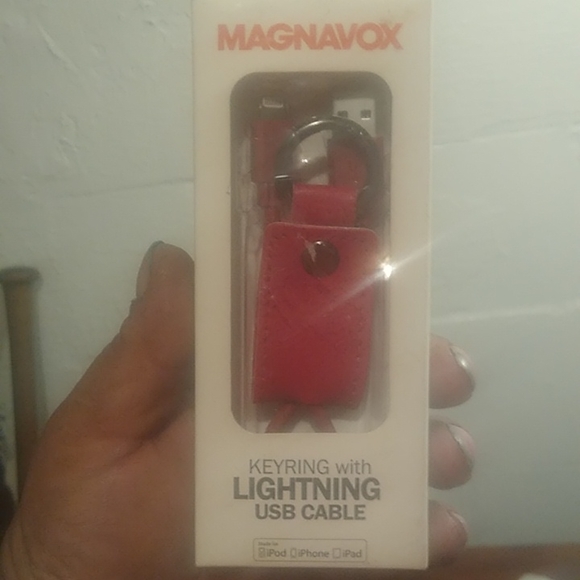 Lightning Charger - Picture 2 of 4